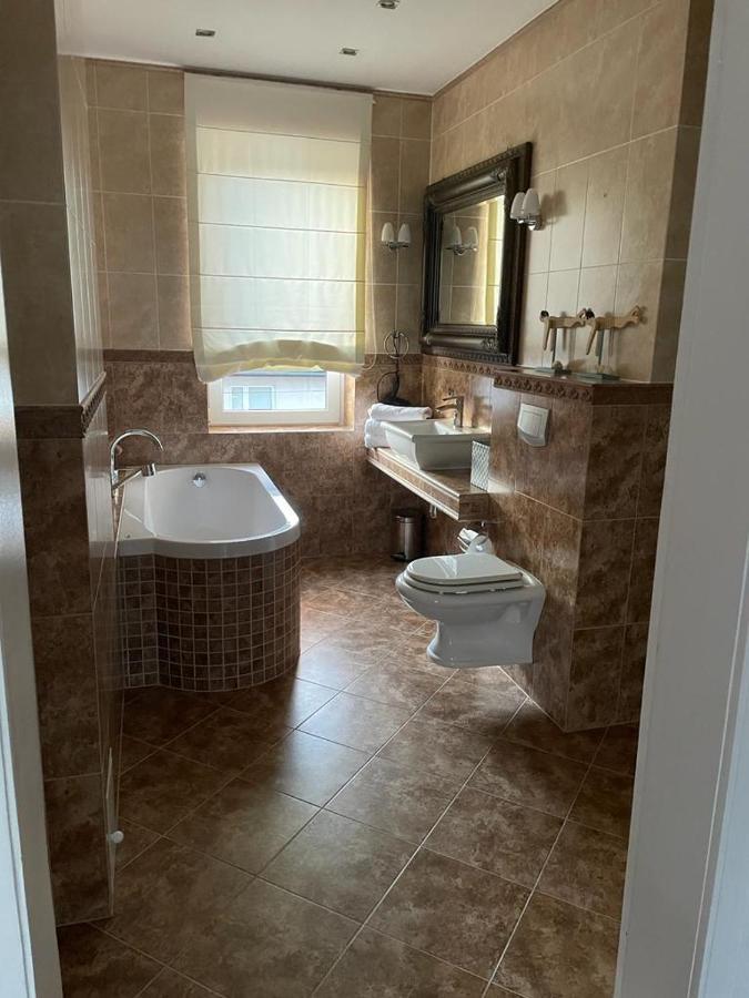 Villa Klara Cieplice Jelenia Gora Bagian luar foto