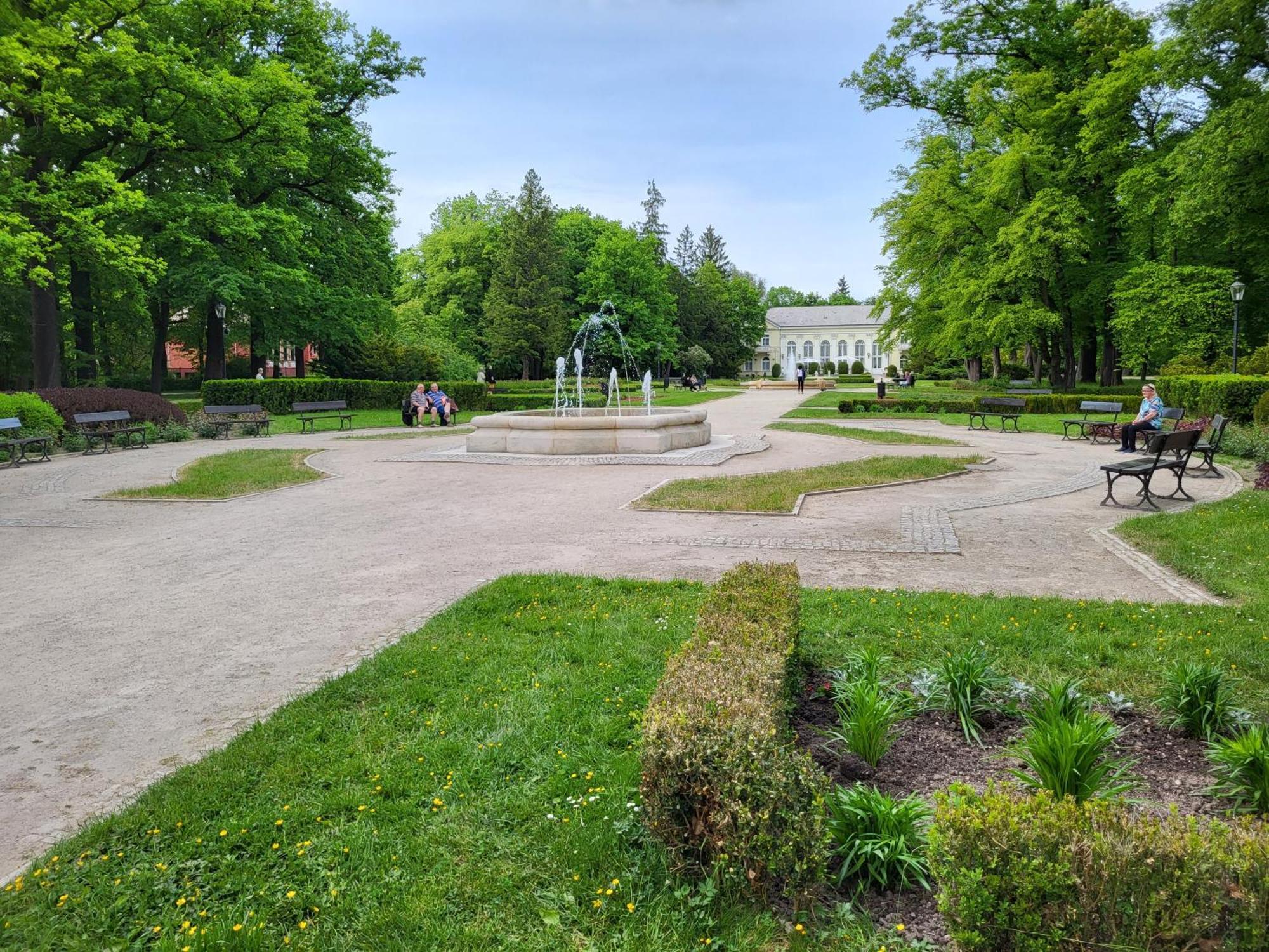 Villa Klara Cieplice Jelenia Gora Bagian luar foto